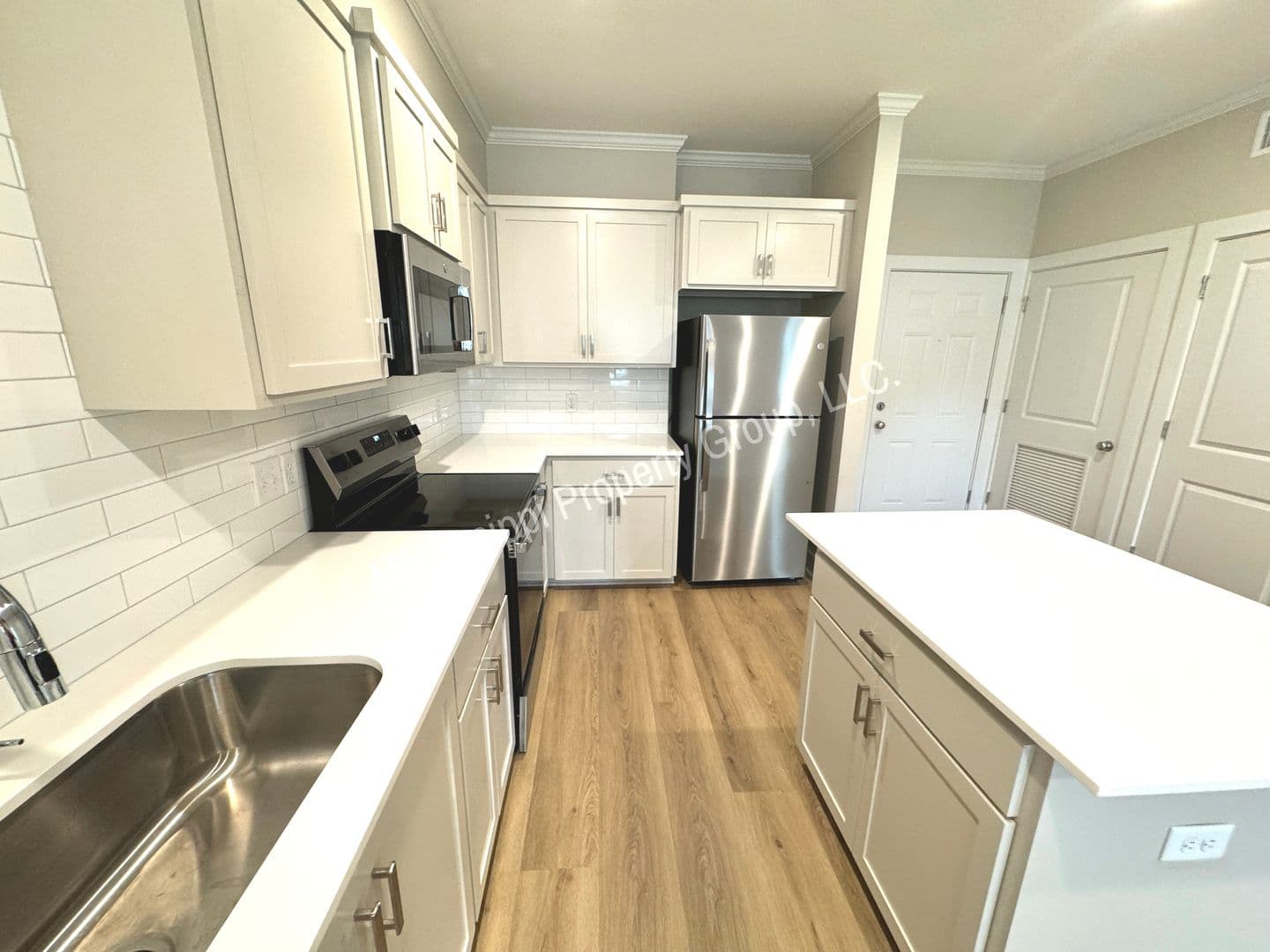 Oxford Apartment: 1207 Pleasant Drive