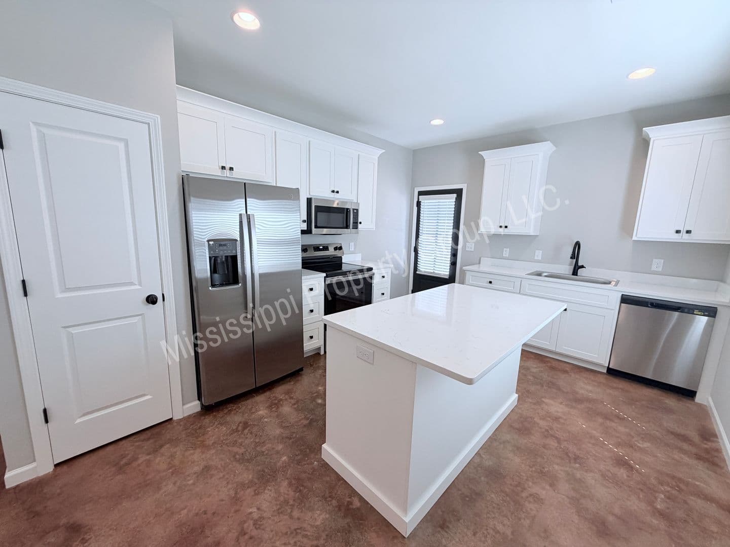 Oxford Townhome: 4851 S. Lamar Blvd