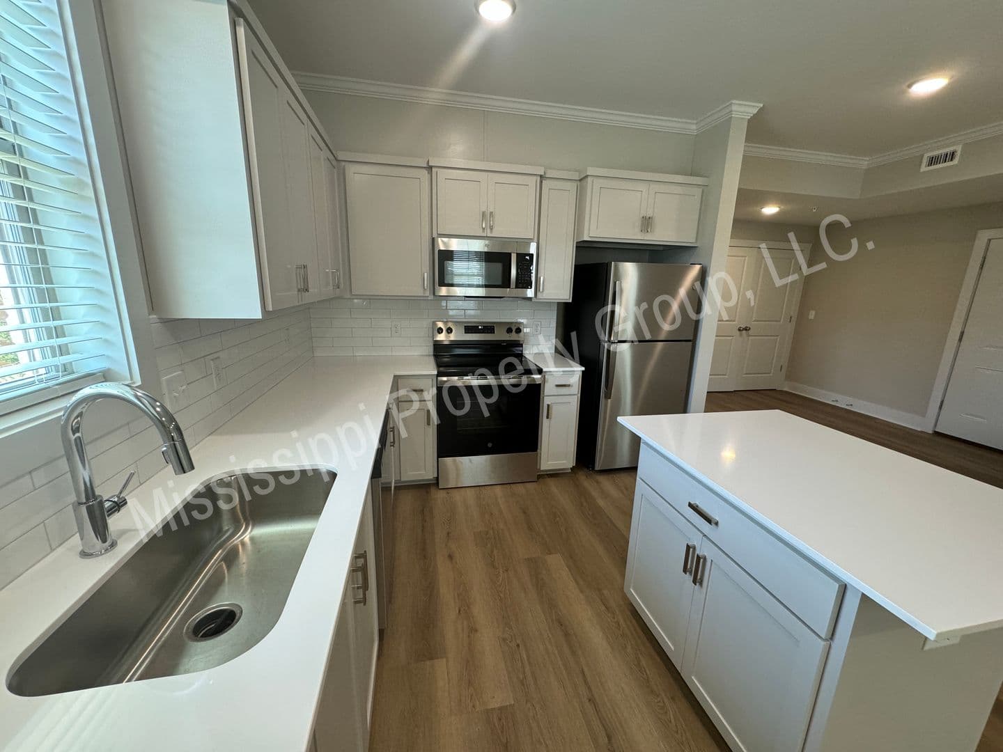 Oxford Apartment: 1401 Chickasaw Road