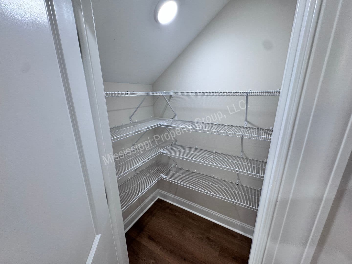 Oxford Townhome: 451 Lily Loop