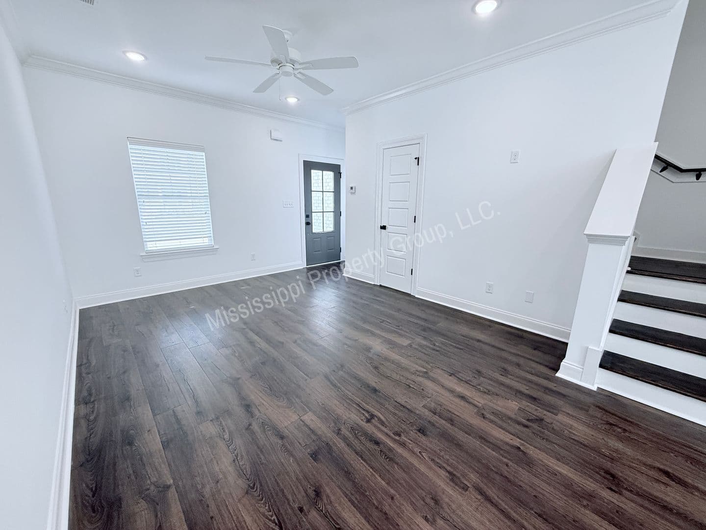 Oxford House: 526 Meadow Crest Circle
