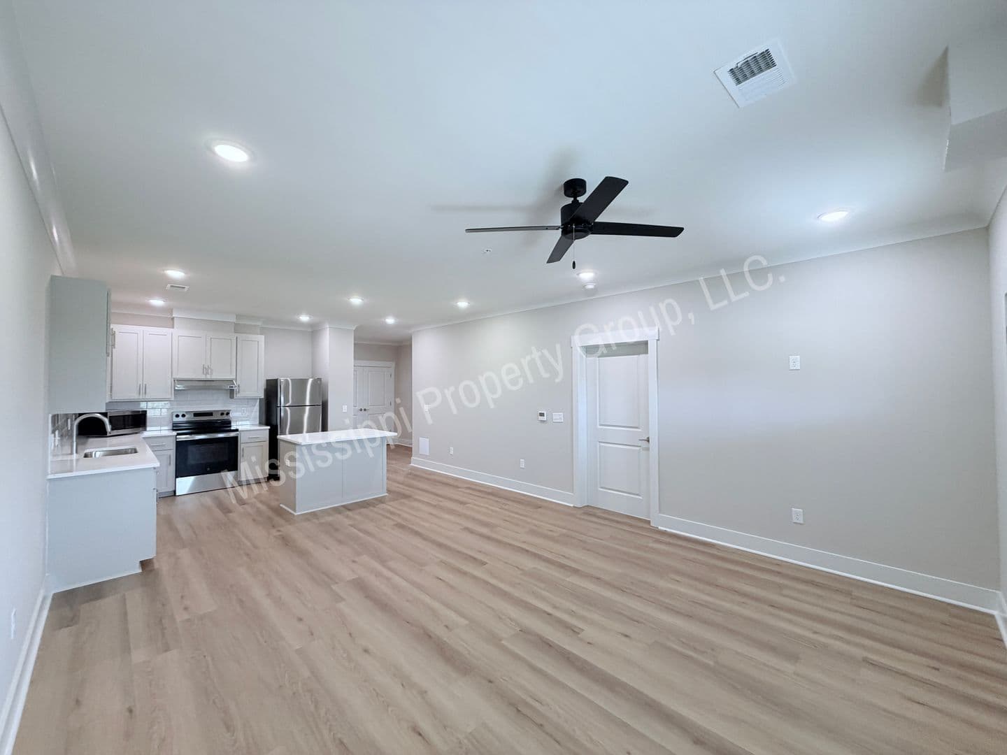 Oxford Apartment: 1401 Chickasaw Road
