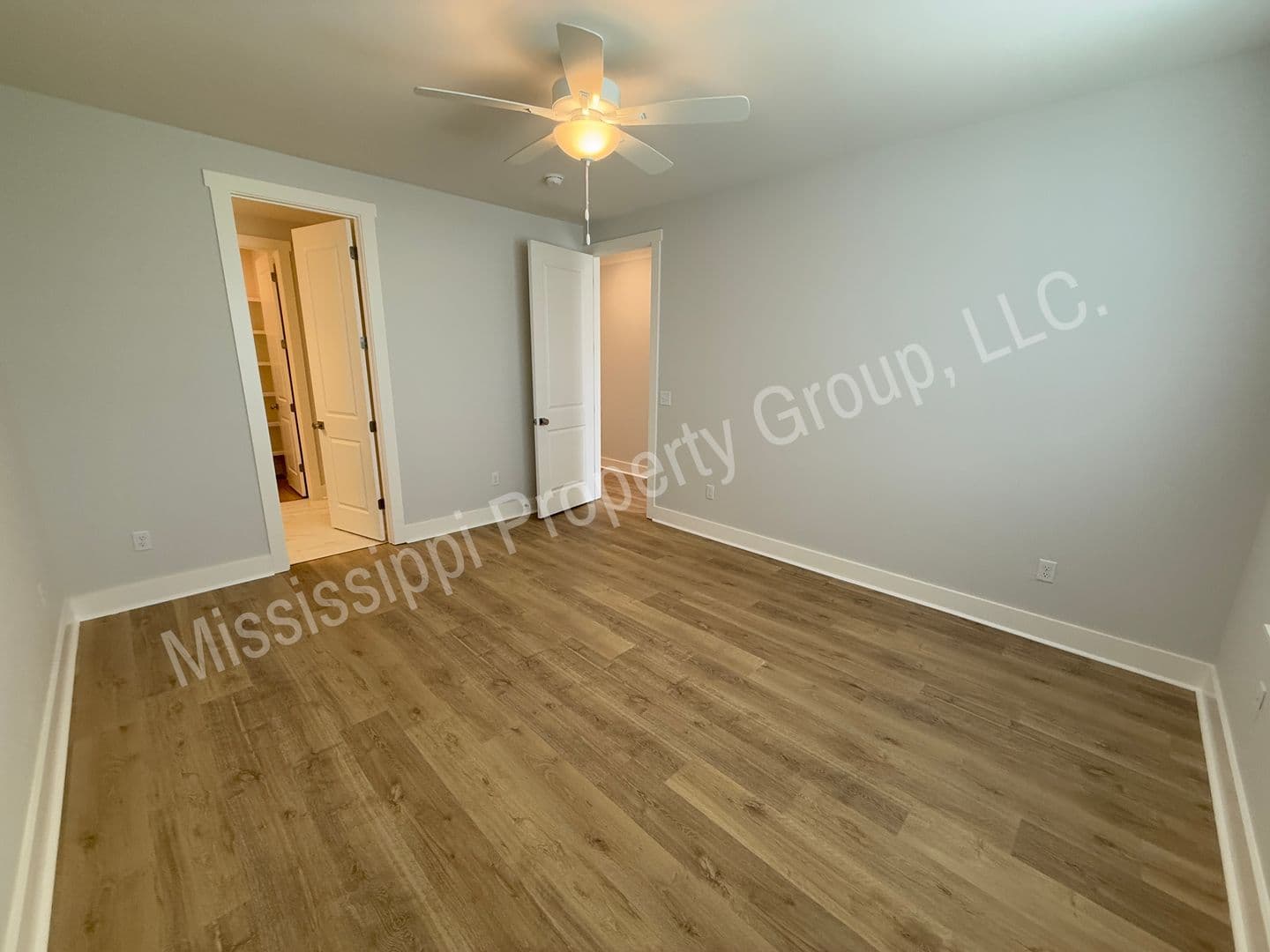 Oxford Townhome: 688 Miramar Lane