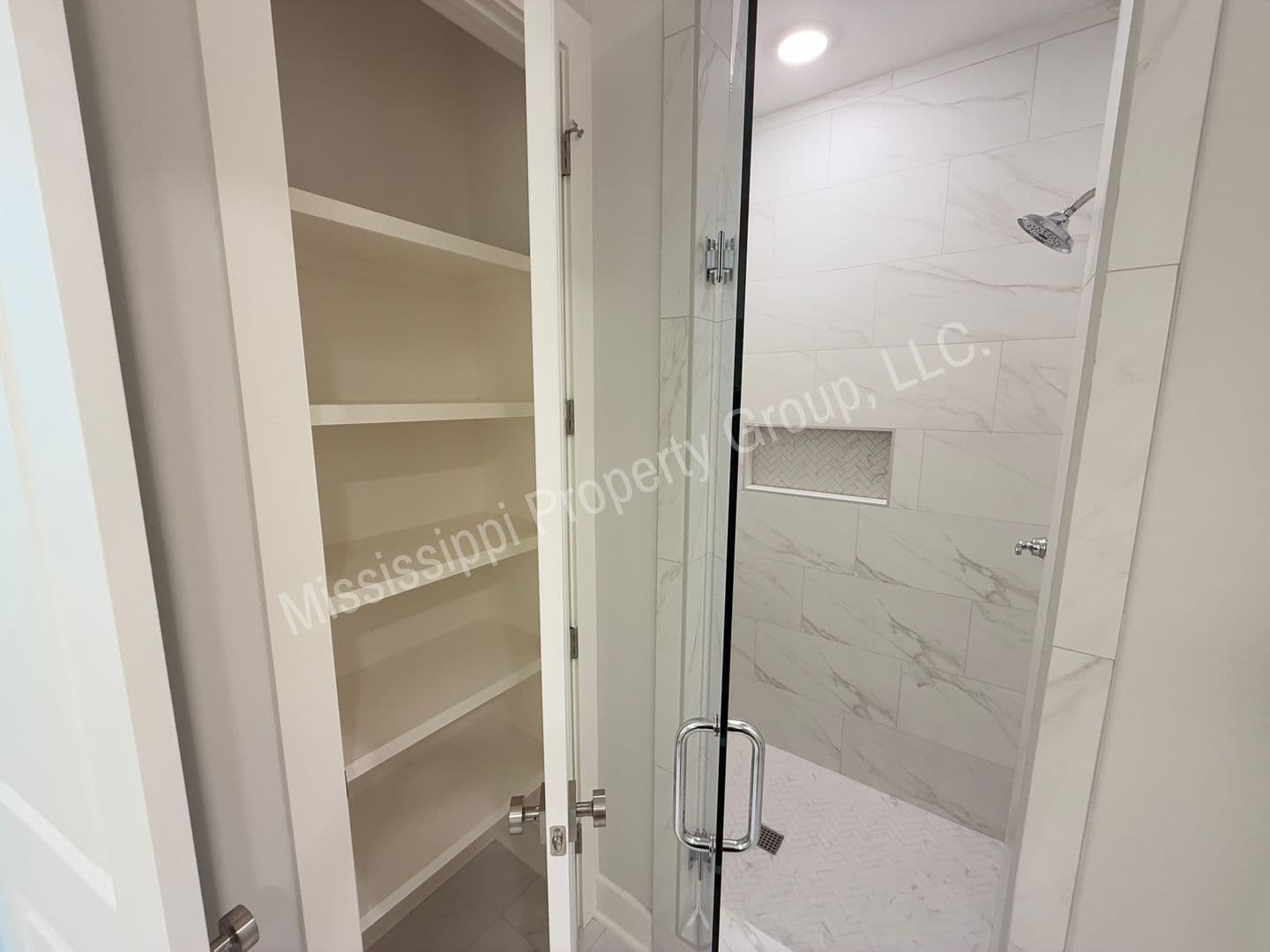 Oxford Townhome: 703 Miramar Lane