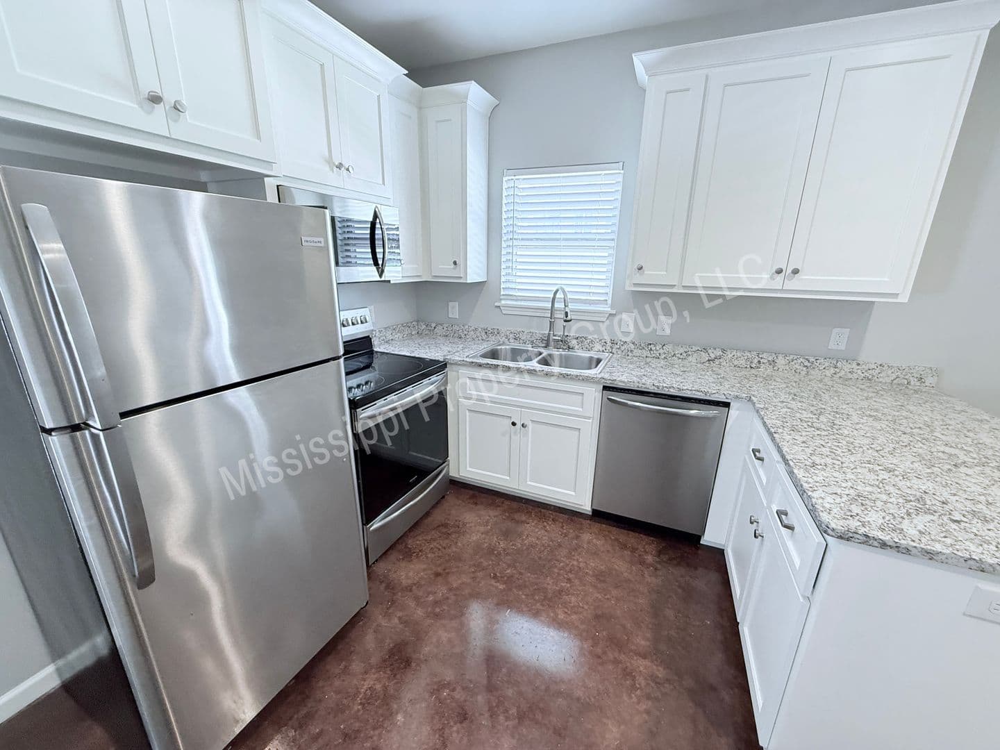Oxford Condo: 1 Old Trail Circle
