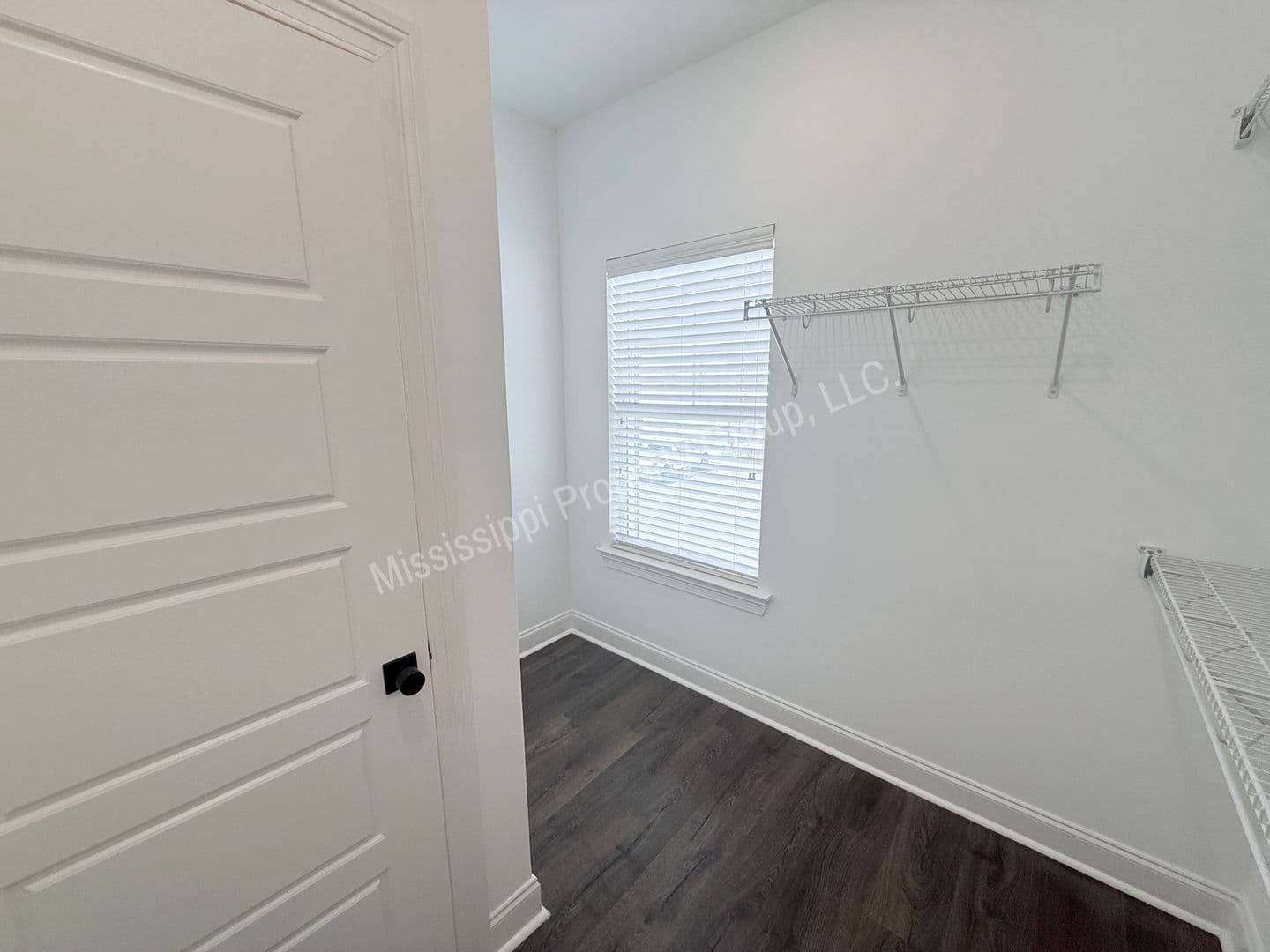 Oxford House: 526 Meadow Crest Circle