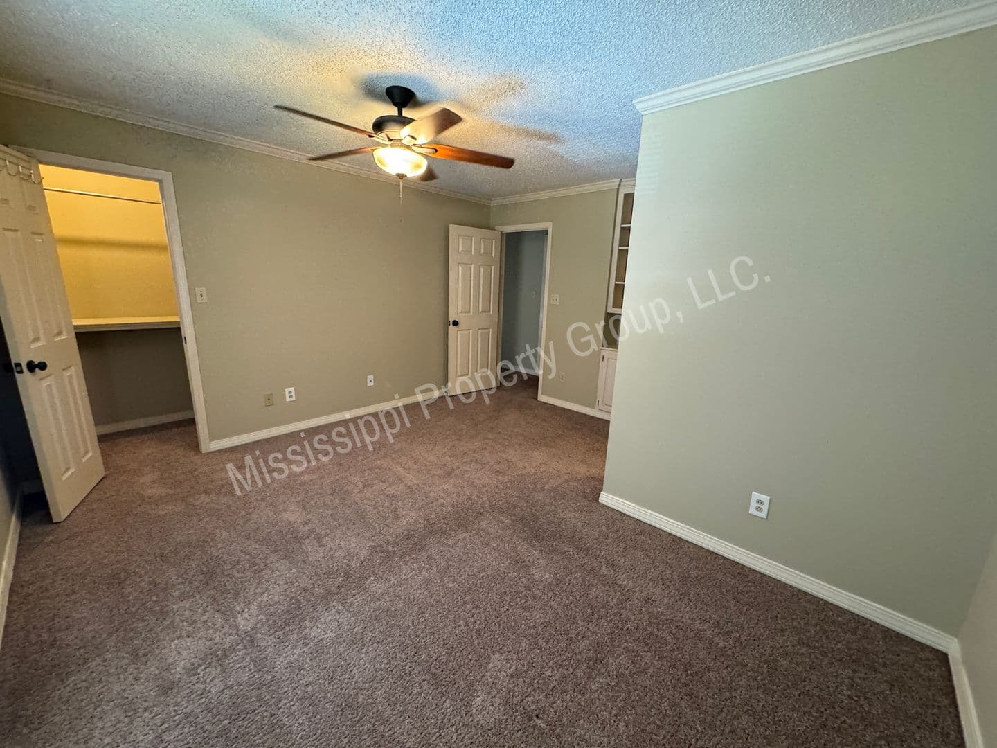 Oxford House: 1646 Garfield Avenue