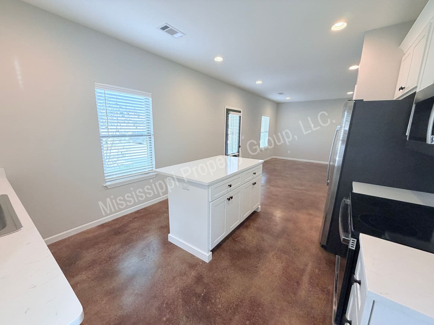 Oxford Townhome: 4851 S. Lamar Blvd