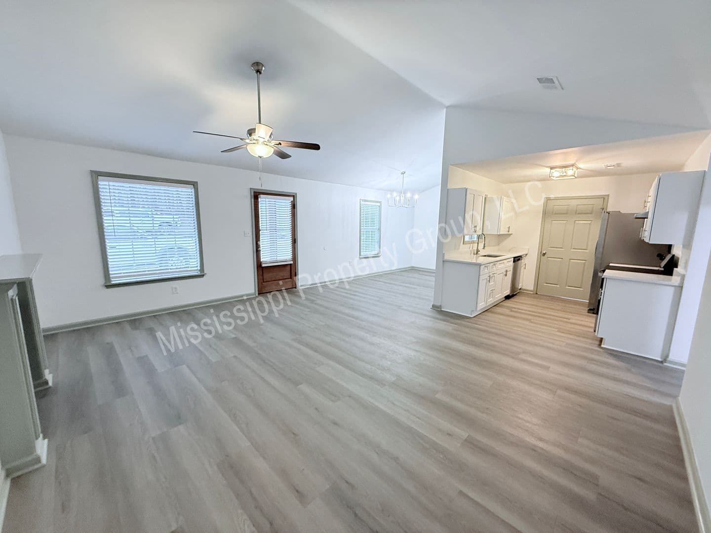 Oxford Townhome: 110 CR 102