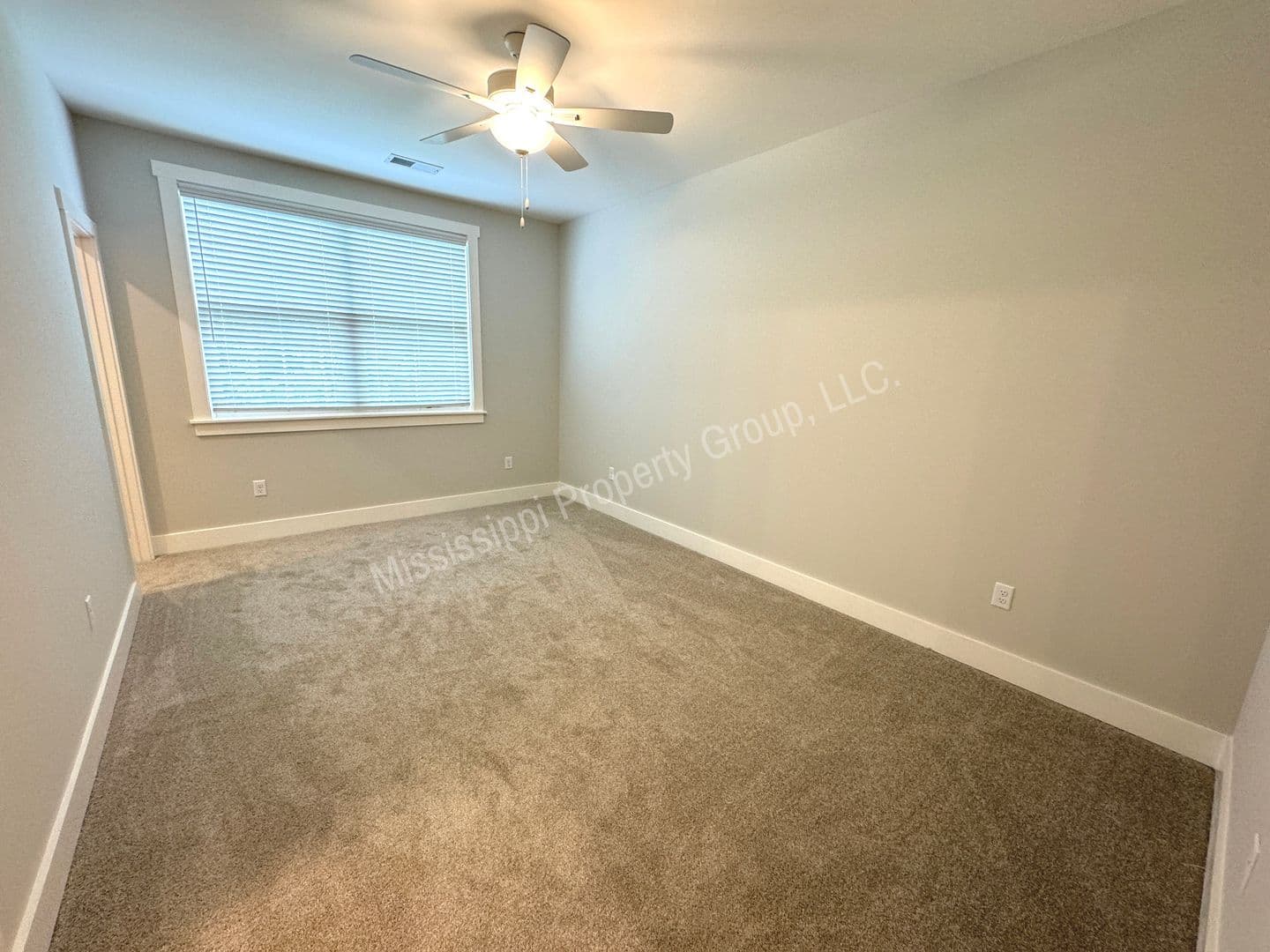 Oxford Townhome: 1841 Reserve Loop