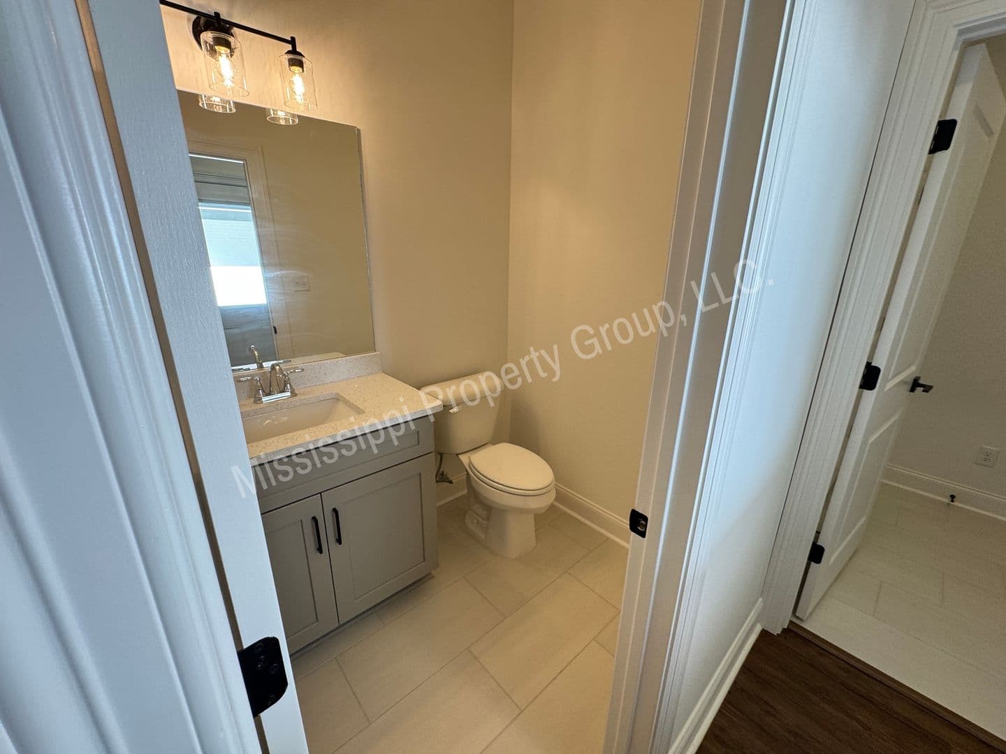 Oxford House: 306 Magnolia Court