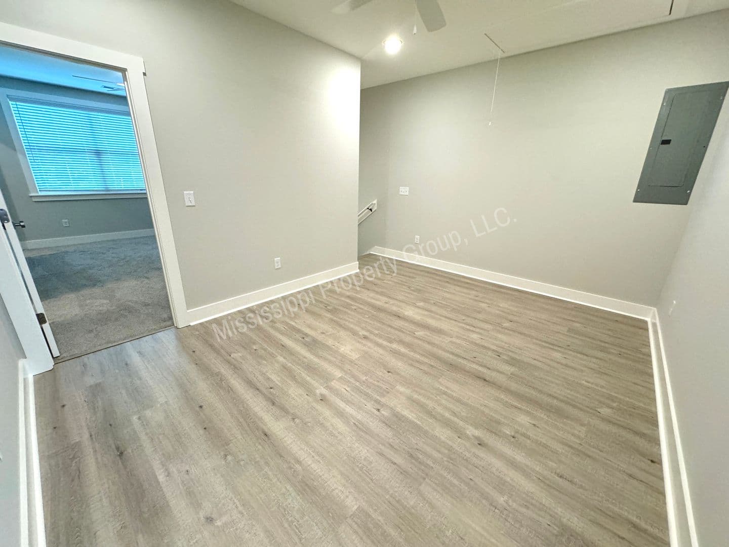 Oxford Townhome: 1841 Reserve Loop