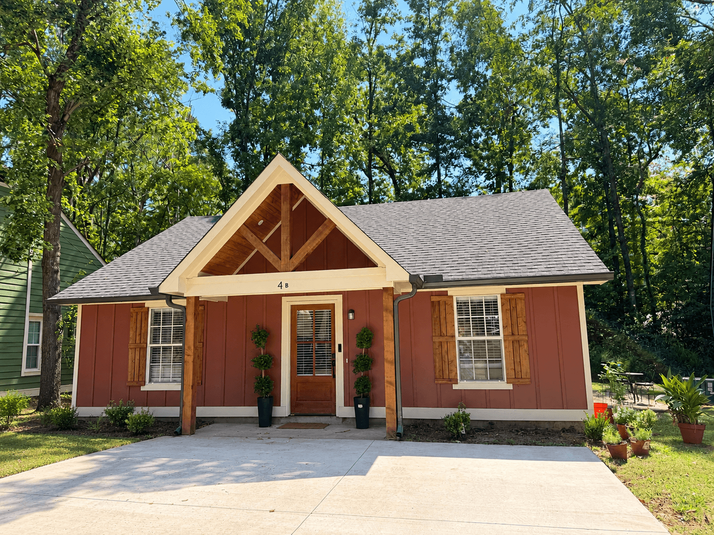 Oxford Townhome: 110 CR 102