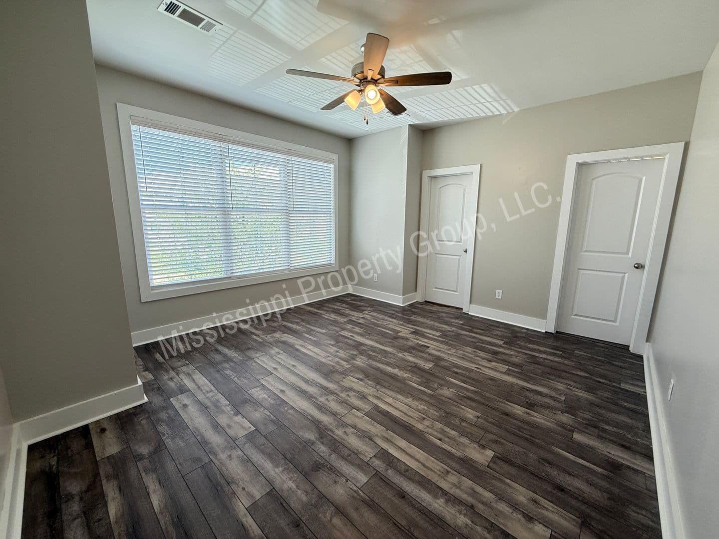 Oxford Townhome: 323 Stillwater Lane