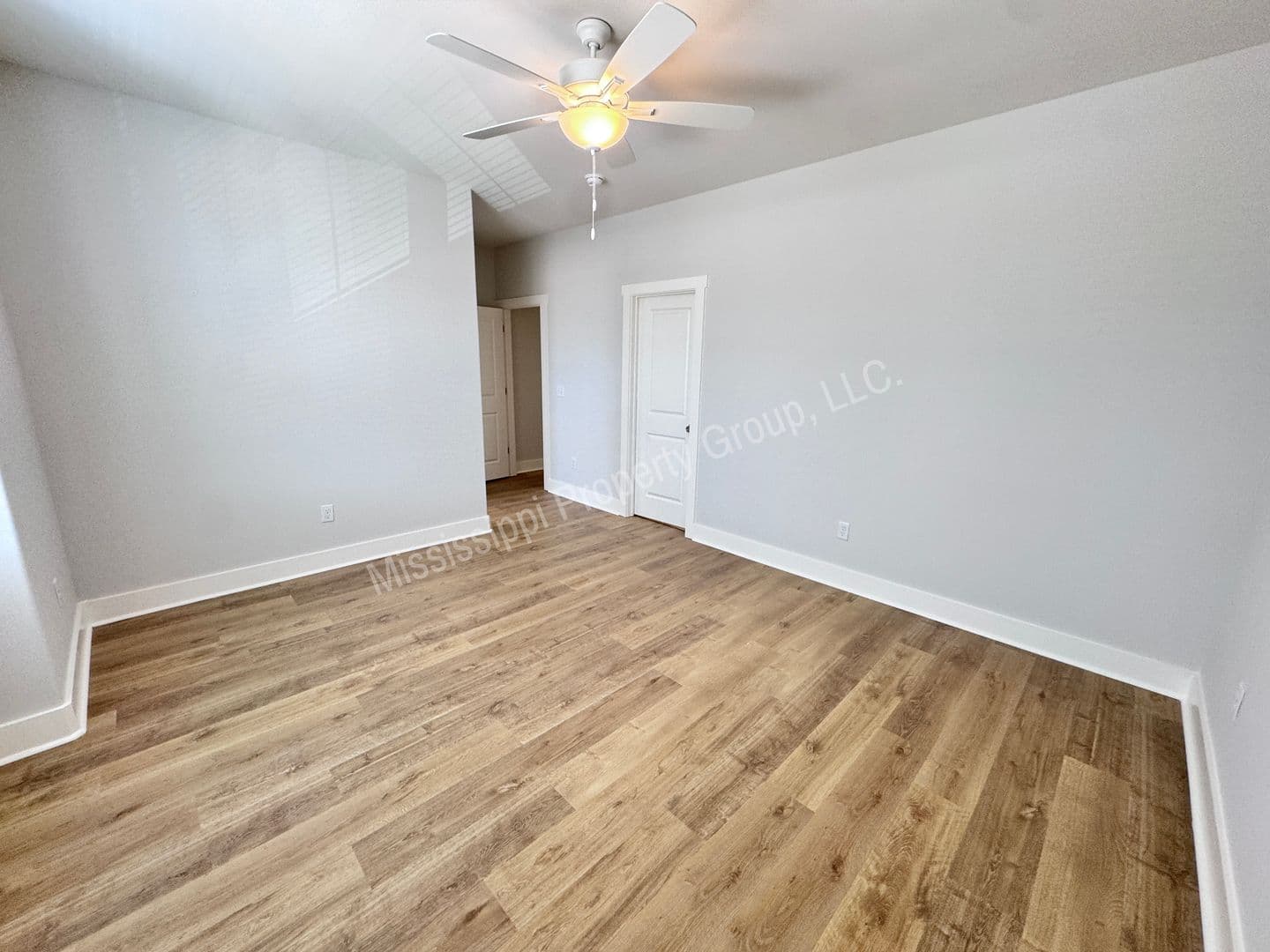 Oxford Townhome: 676 Miramar Lane