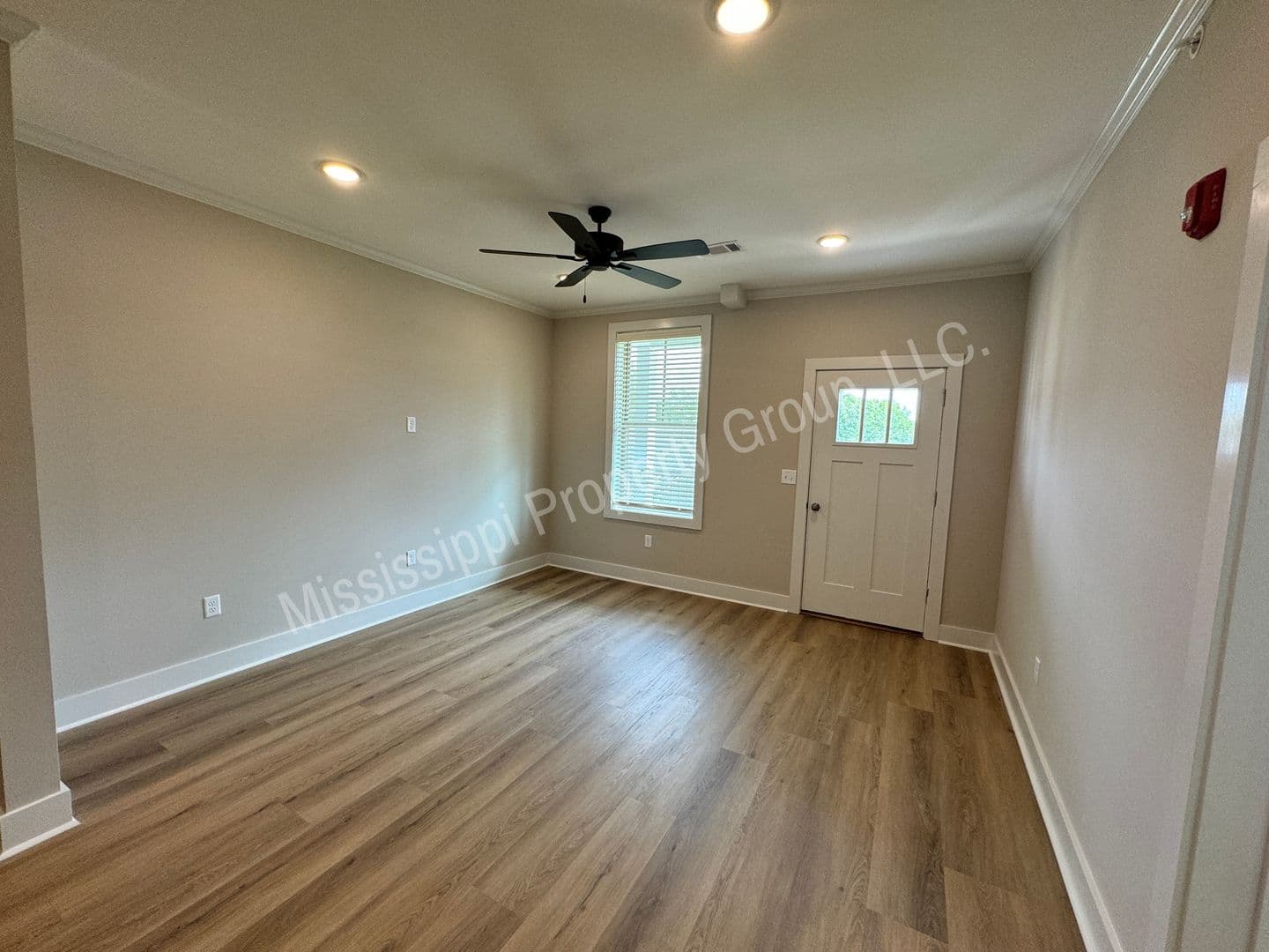 Oxford Apartment: 1207 Pleasant Drive