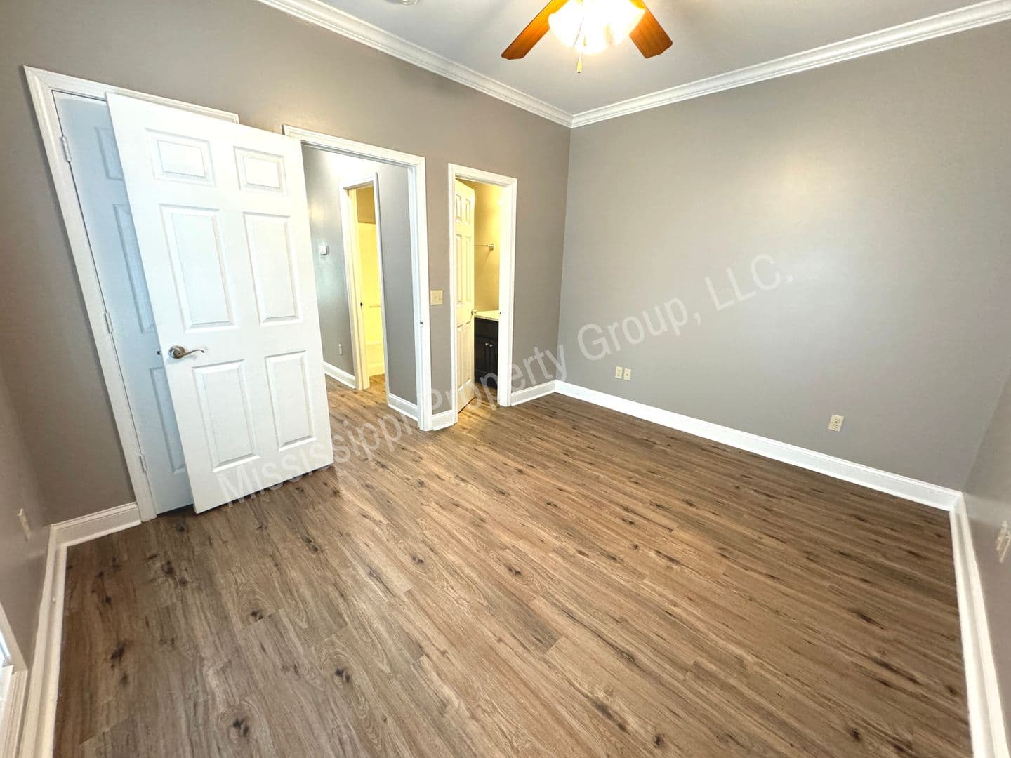 Oxford Townhome: 1 Mondrian Place