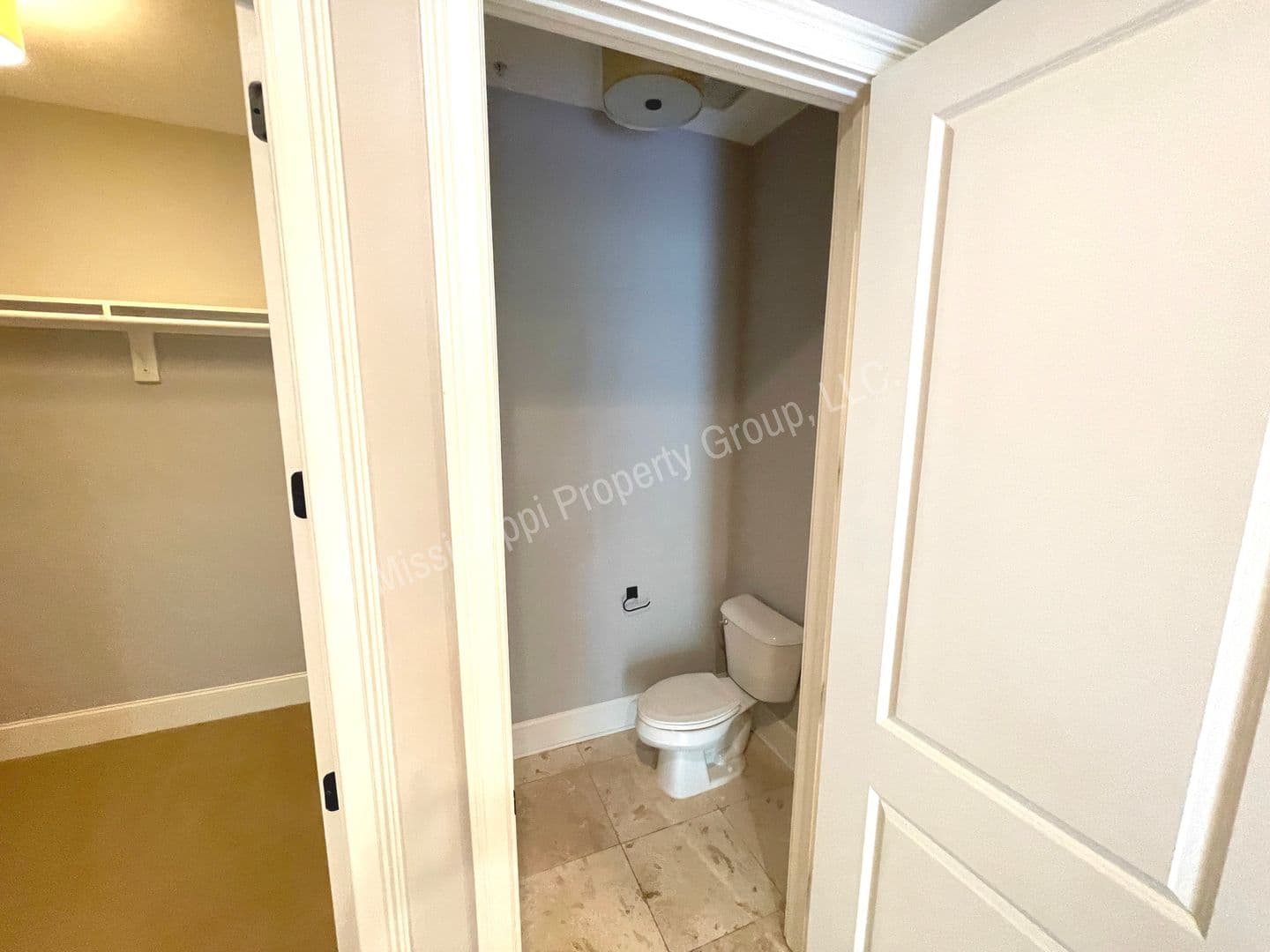 Oxford Condo: 800 College Hill Road, Unit 2302