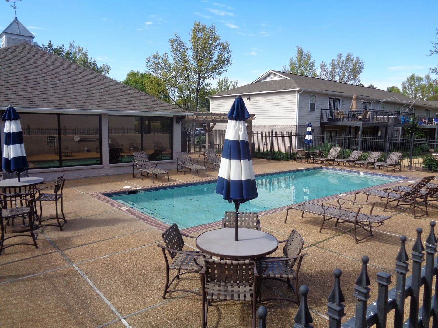 Oxford House: 2112 Old Taylor Road, F1