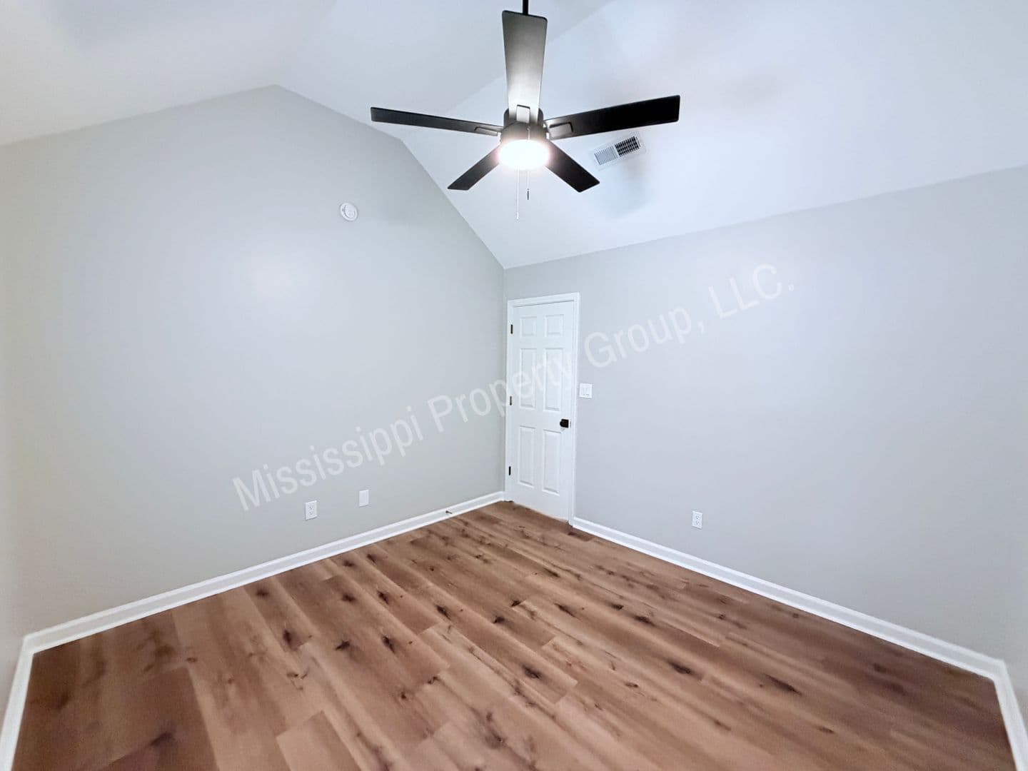 Oxford Townhome: 110 CR 102