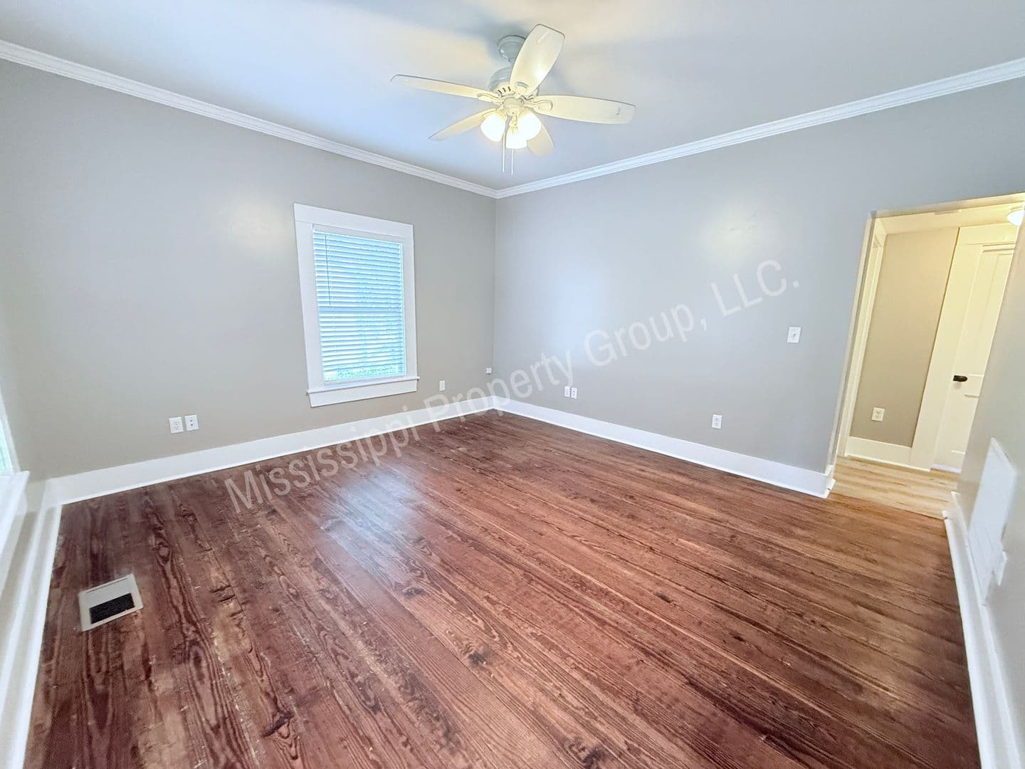 Oxford House: 1417 Adams Avenue