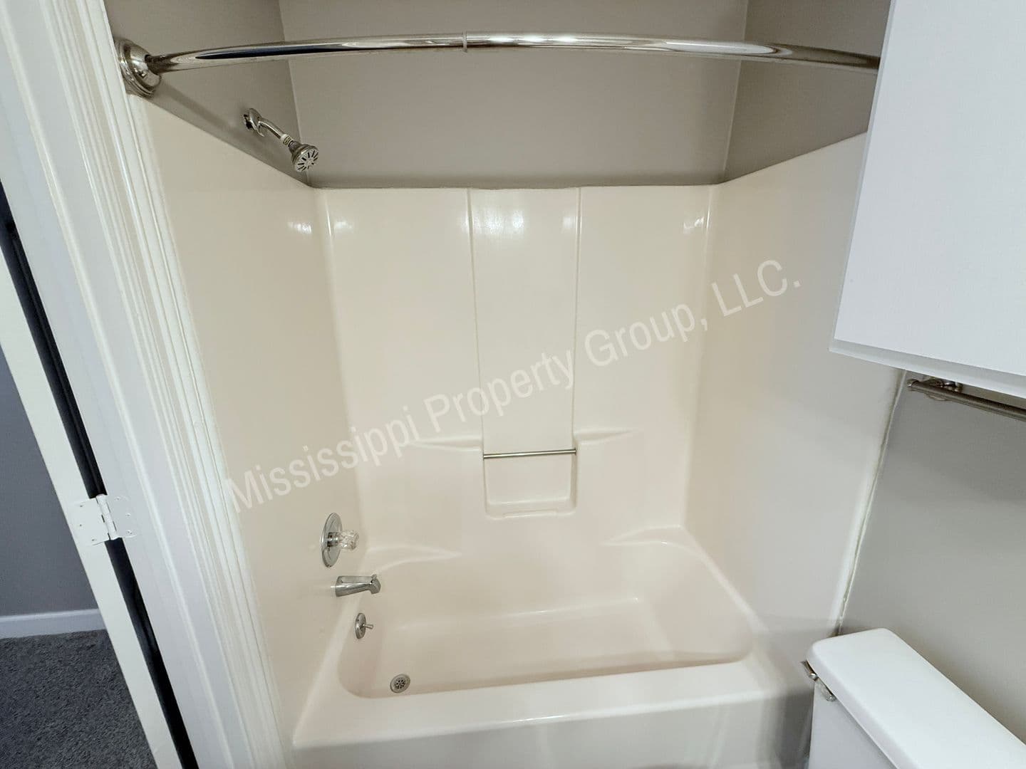 Oxford House: 2112 Old Taylor Road, Unit E8