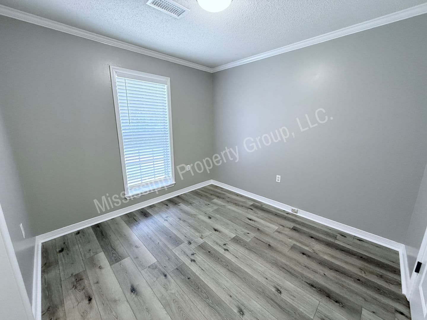 Oxford House: 2112 Harris Drive