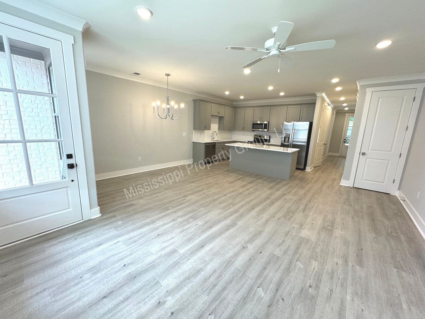 Oxford Townhome: 1841 Reserve Loop