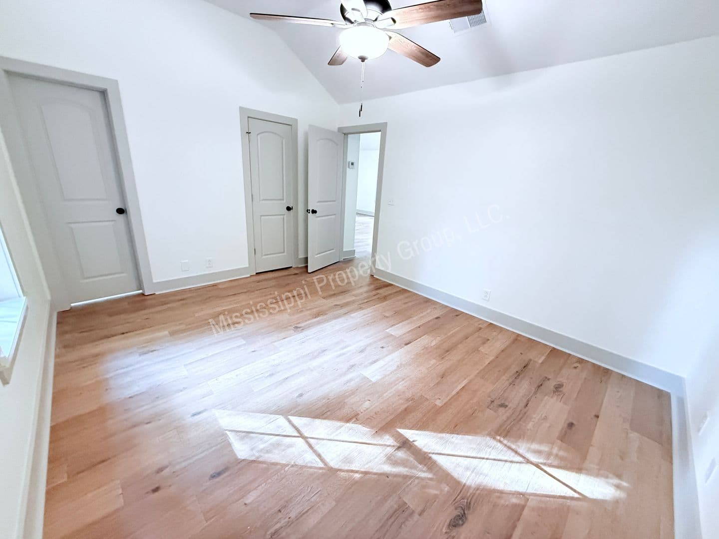 Oxford Townhome: 110 CR 102