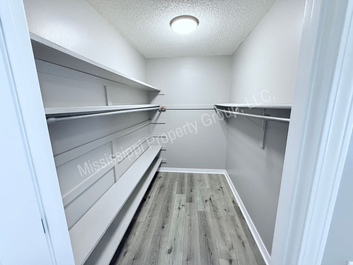 Oxford House: 2112 Harris Drive