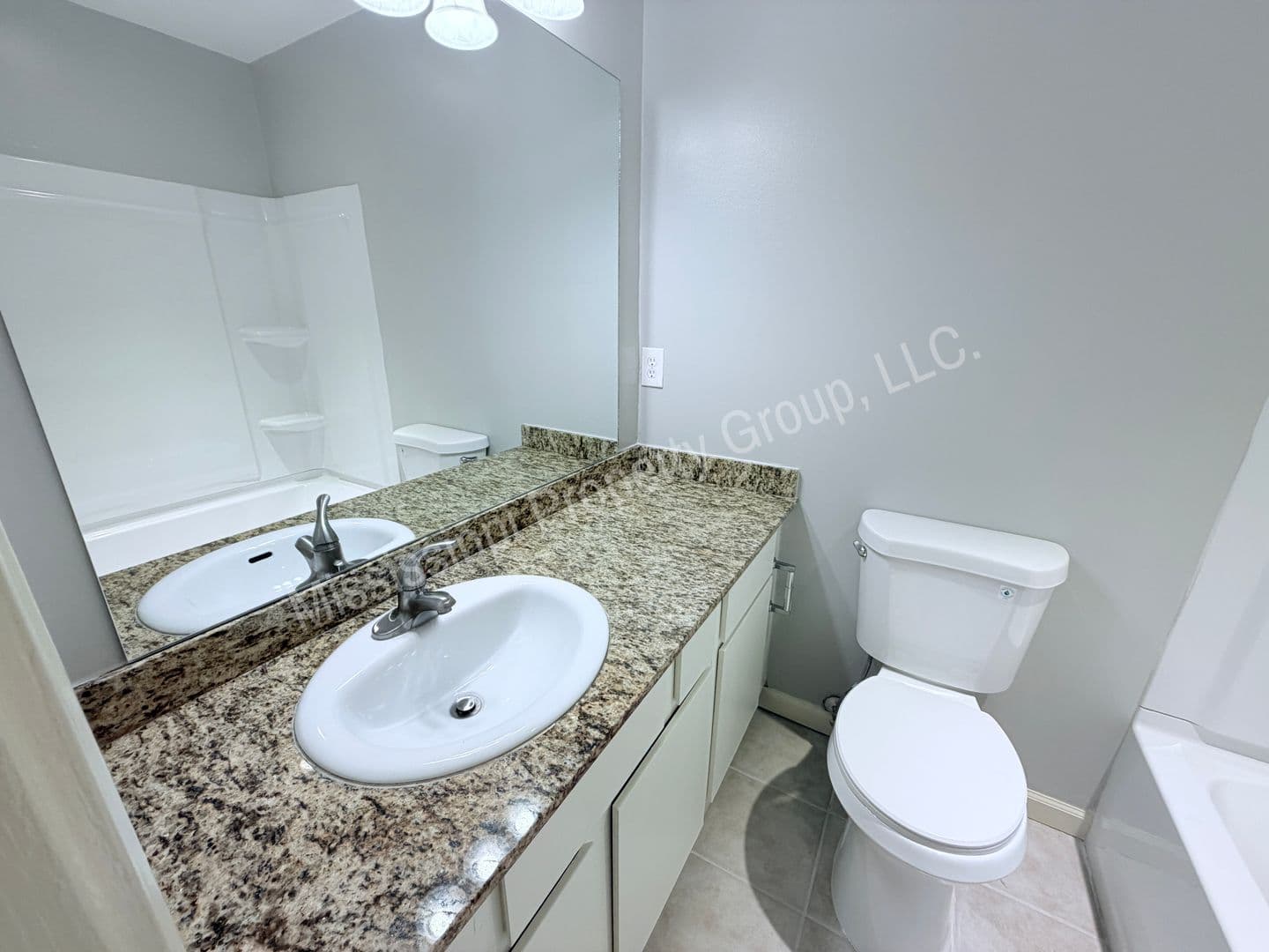 Oxford House: 2112 Old Taylor Road, F1