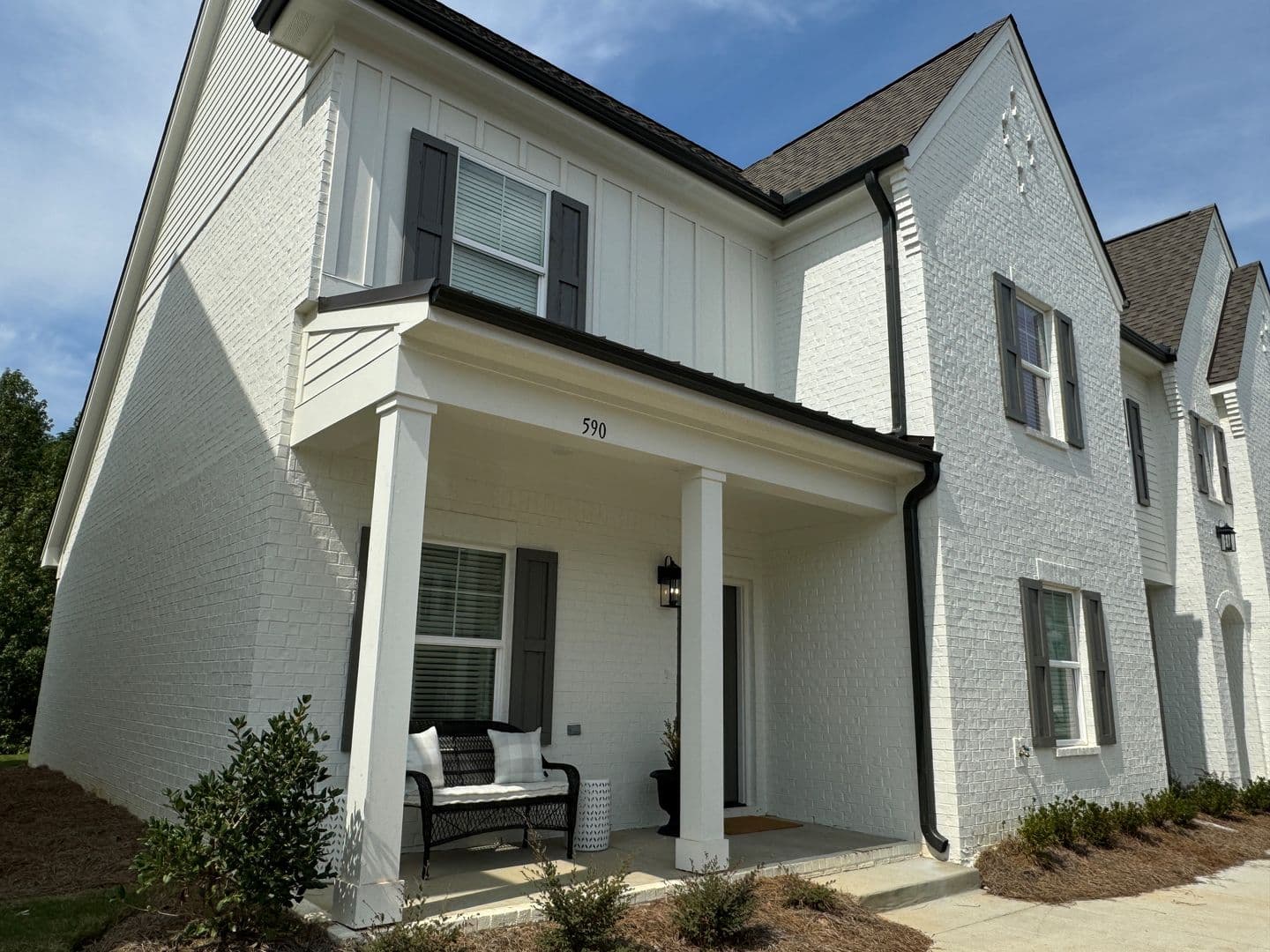 Oxford Townhome: 590 Meadow Crest Circle
