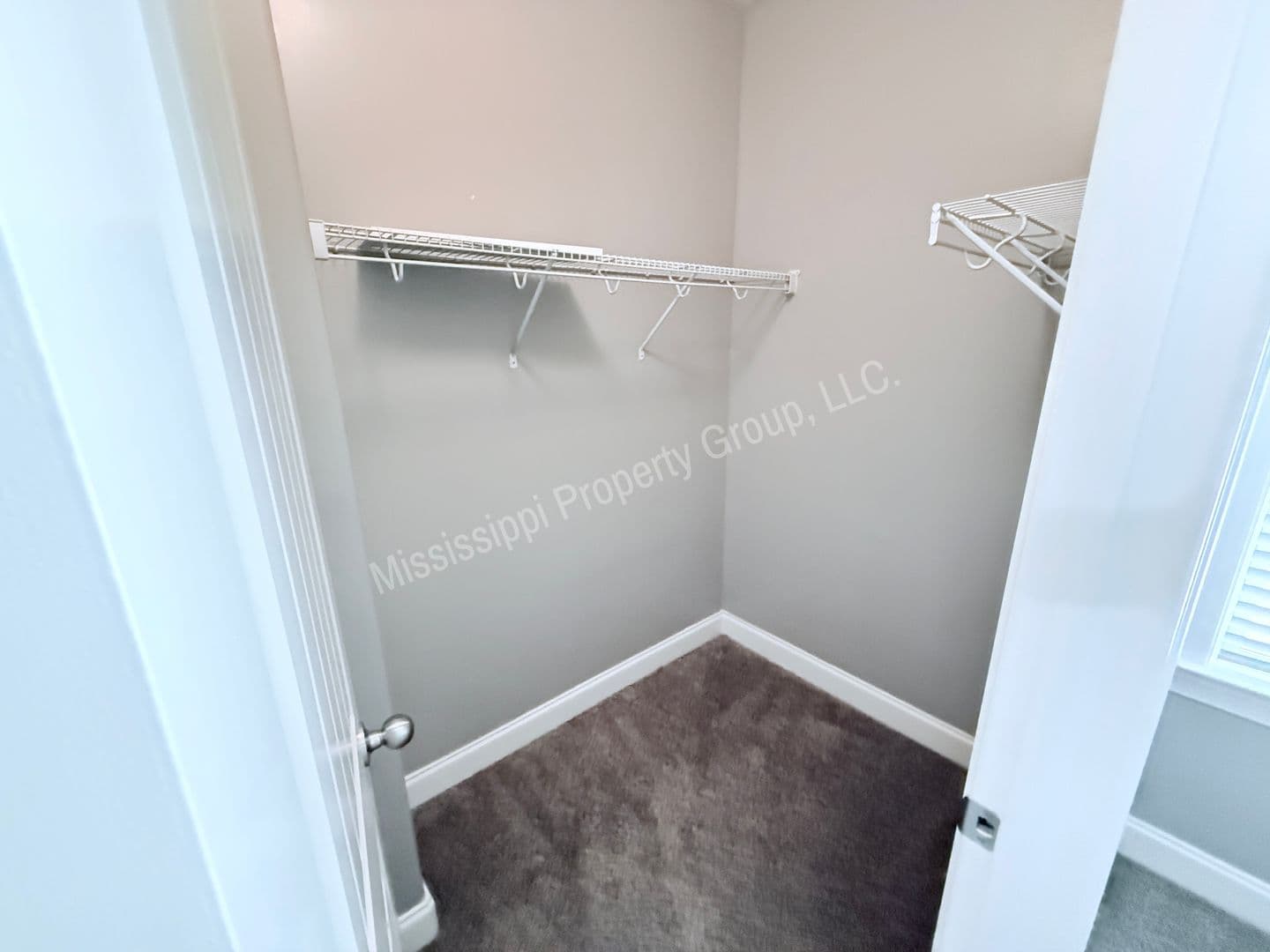 Oxford Townhome: 514 Fifer Circle