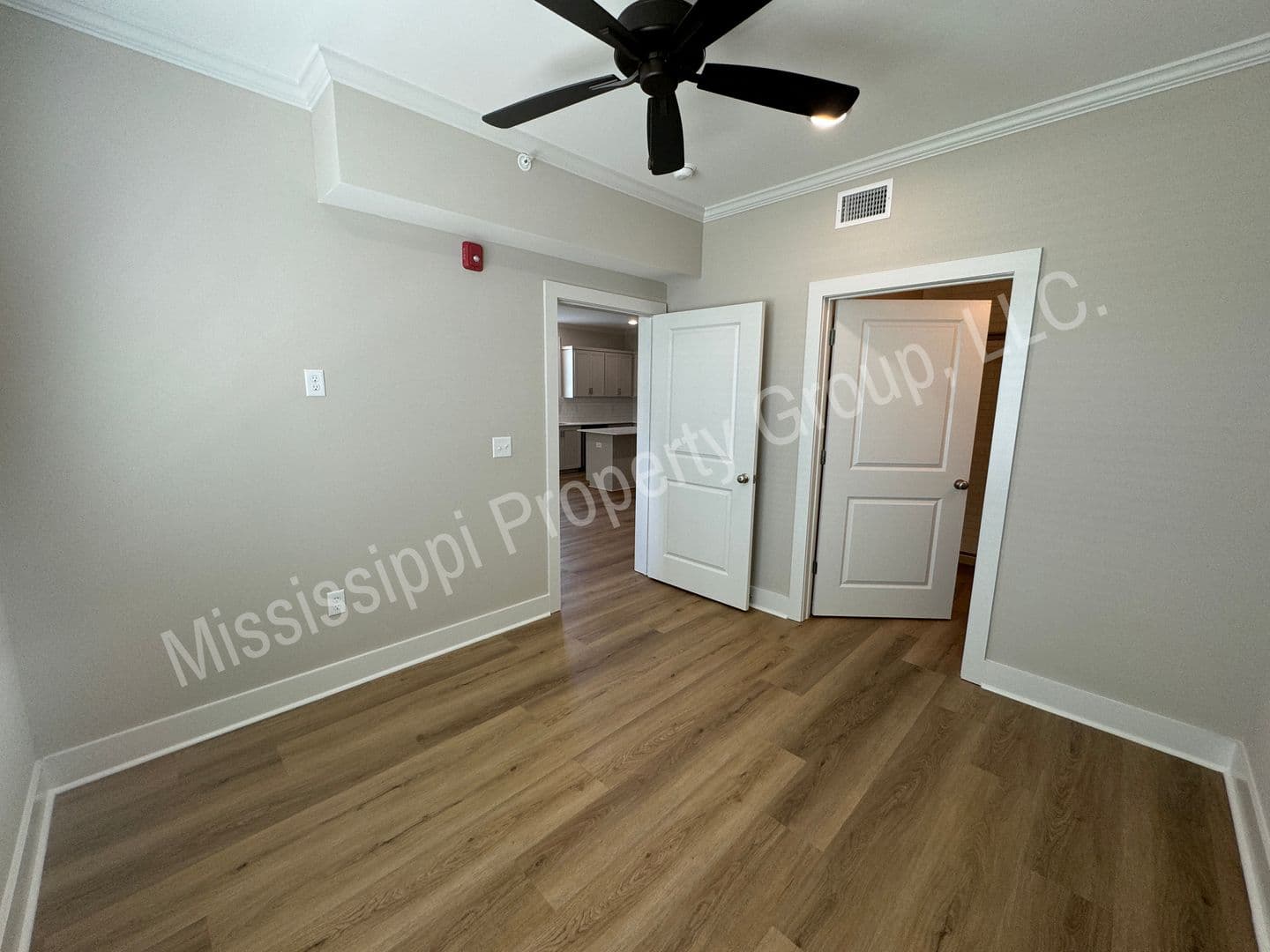 Oxford Apartment: 1401 Chickasaw Road