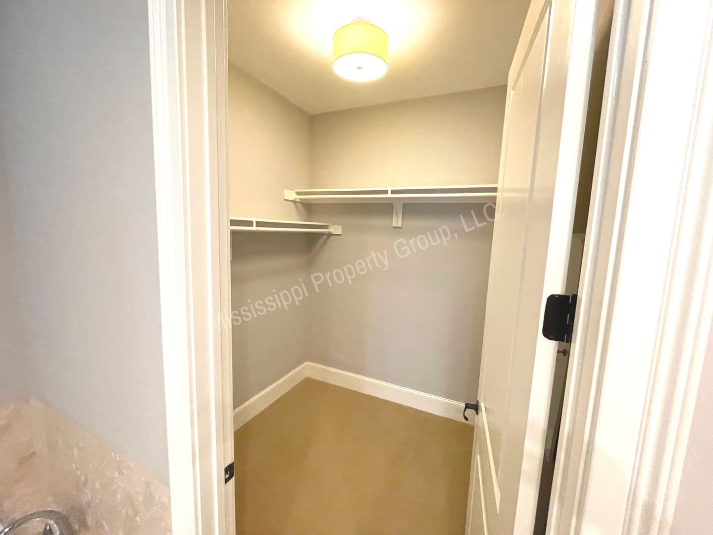 Oxford Condo: 800 College Hill Road, Unit 2302