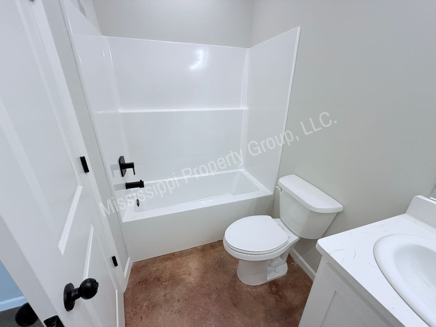 Oxford Townhome: 4851 S. Lamar Blvd