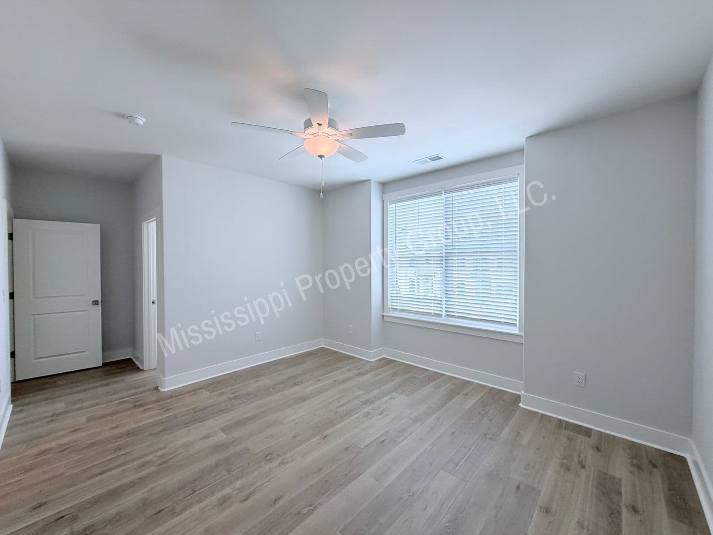Oxford Townhome: 1616 Amalfi Drive