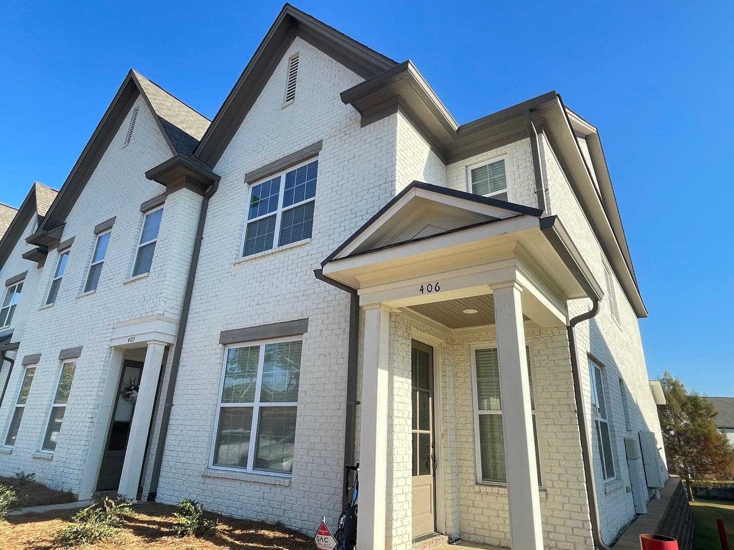 Oxford Townhome: 102 Farm View Drive, Unit 506
