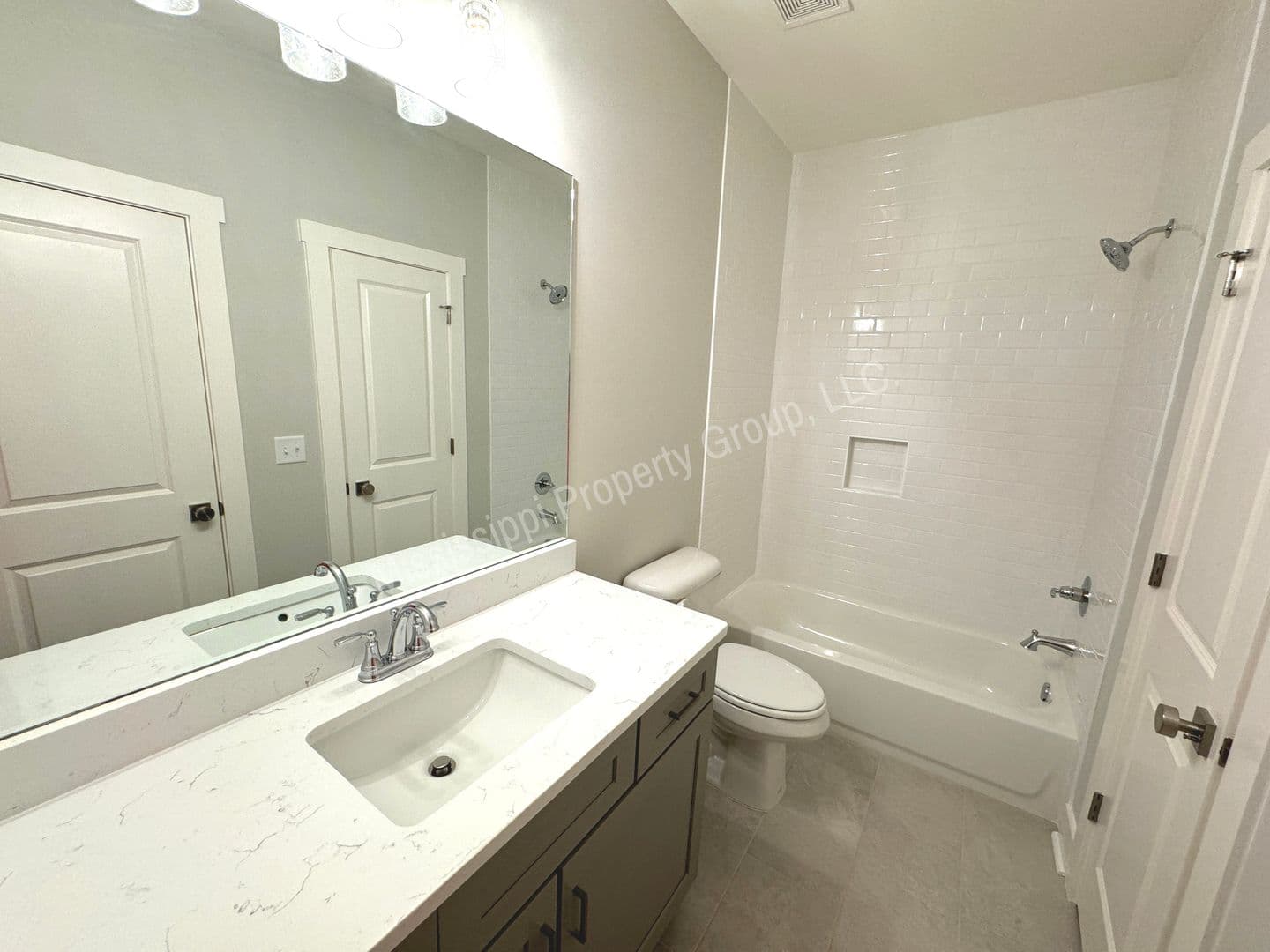 Oxford Townhome: 1841 Reserve Loop
