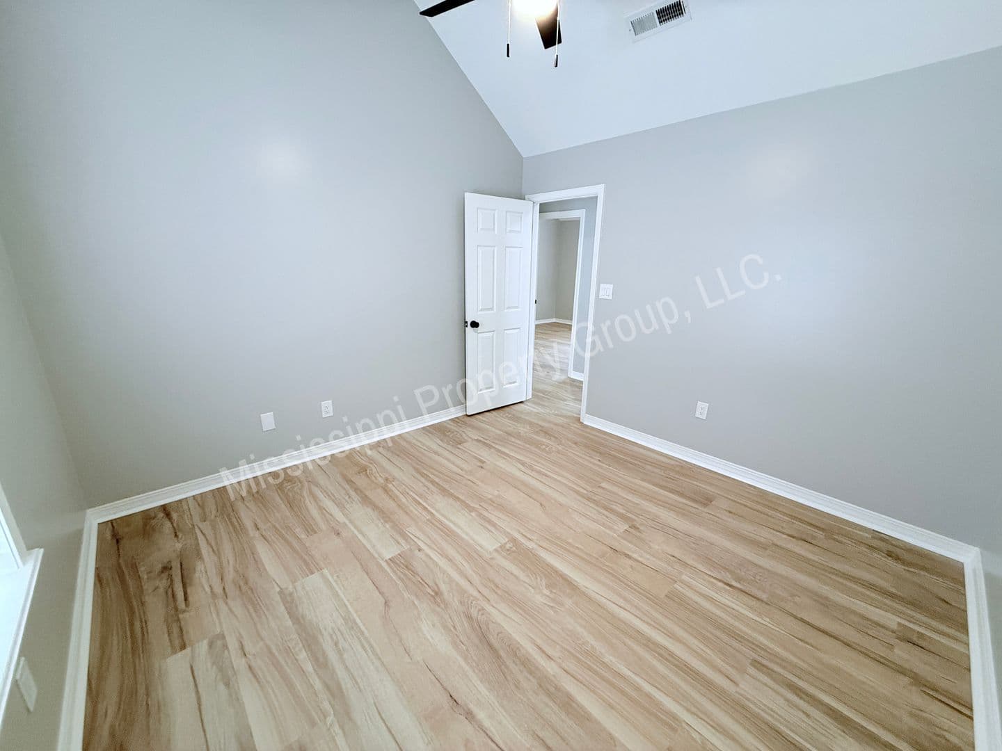 Oxford Townhome: 110 CR 102