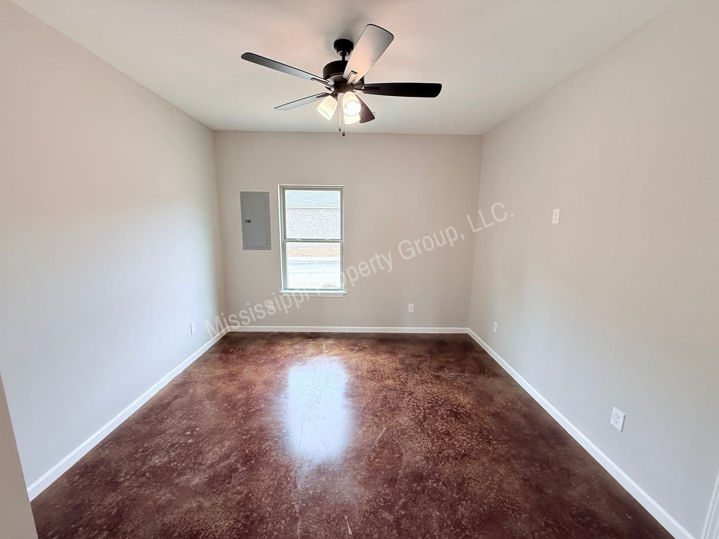Oxford Townhome: 4851 S. Lamar Blvd