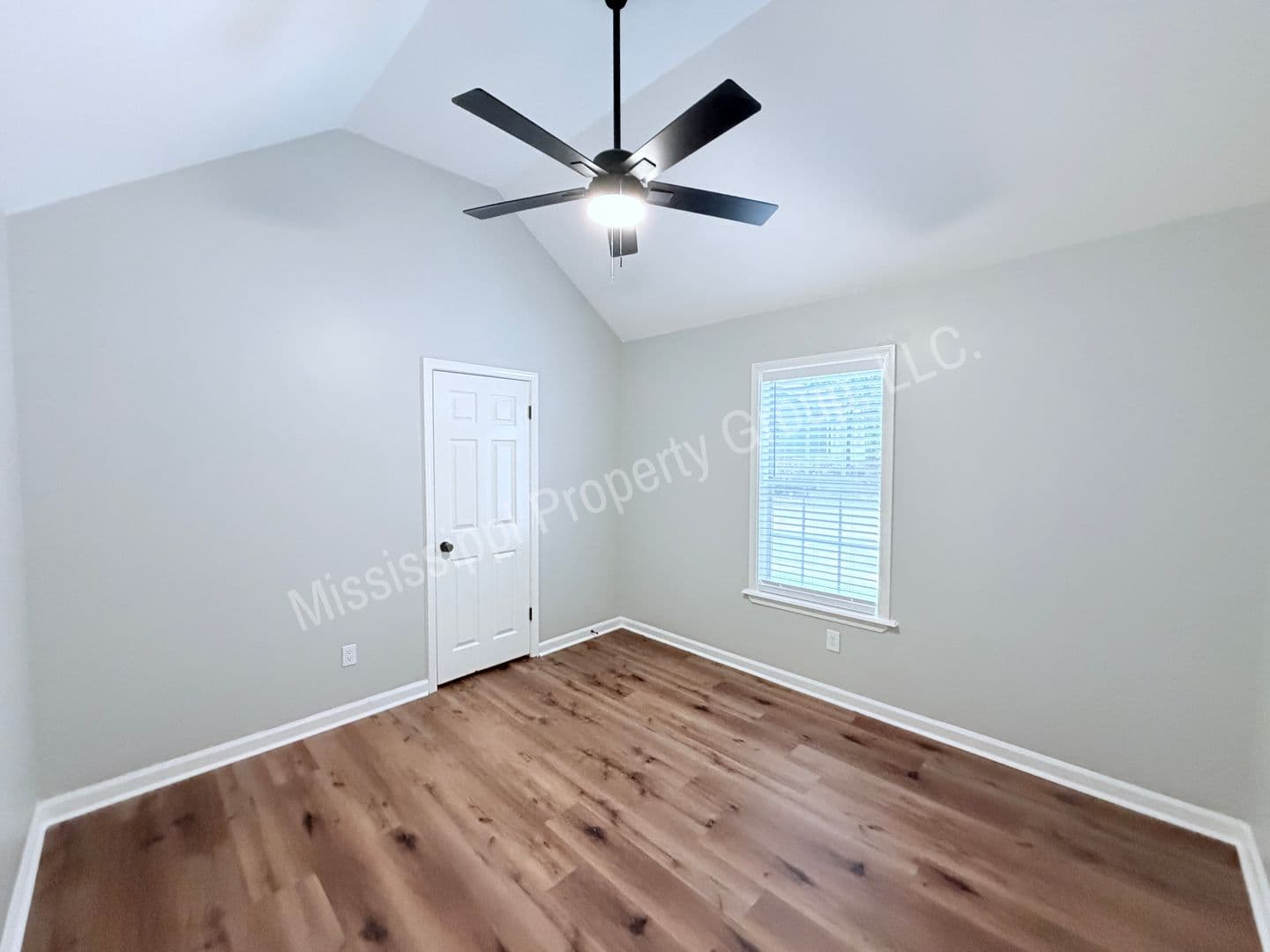 Oxford Townhome: 110 CR 102