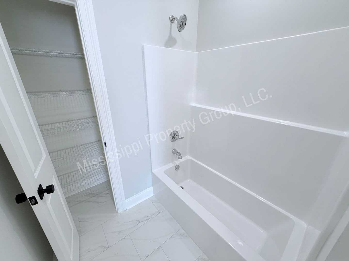 Oxford Townhome: 3546 Fenwick Way