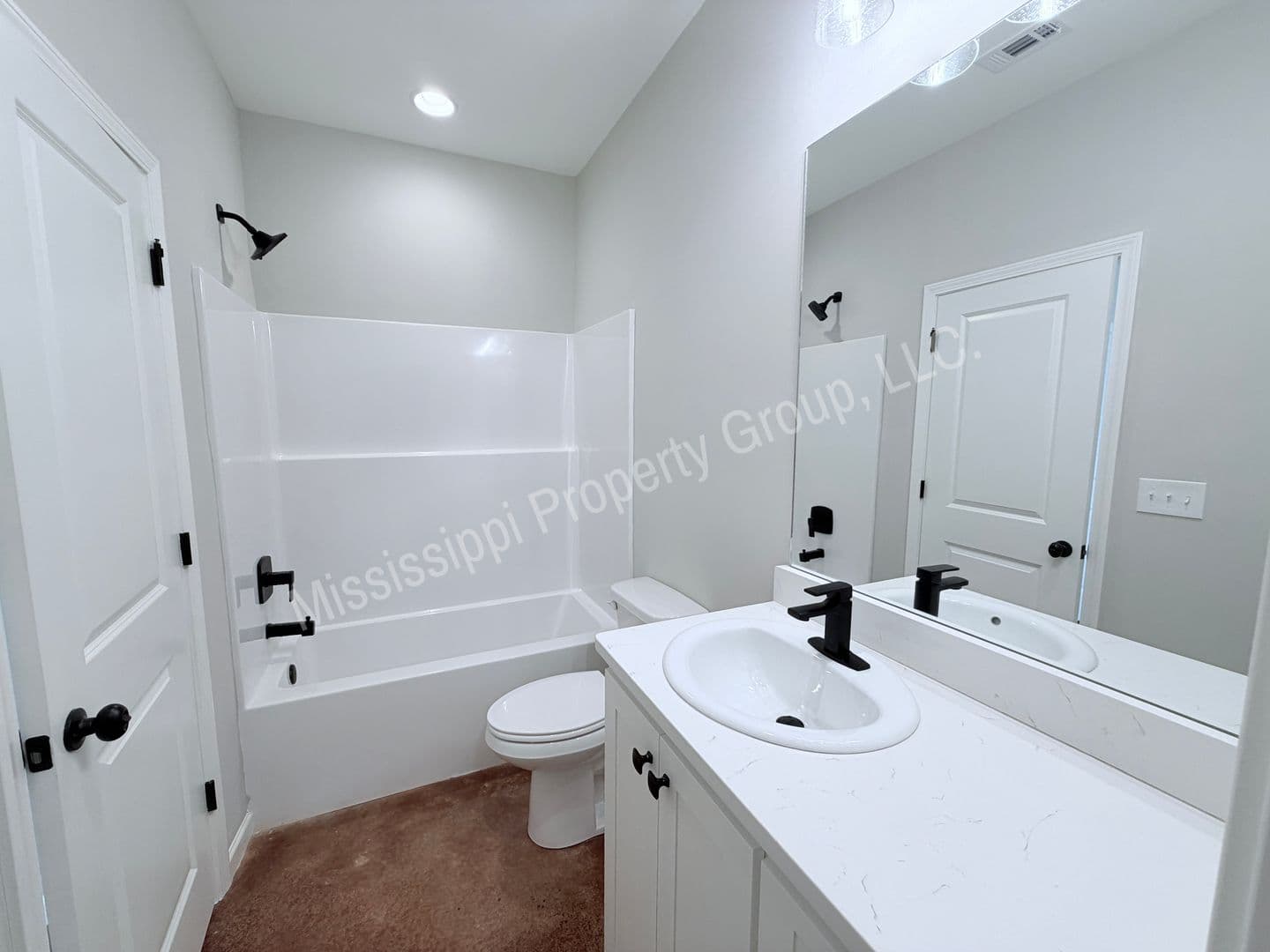 Oxford Townhome: 4851 S. Lamar Blvd