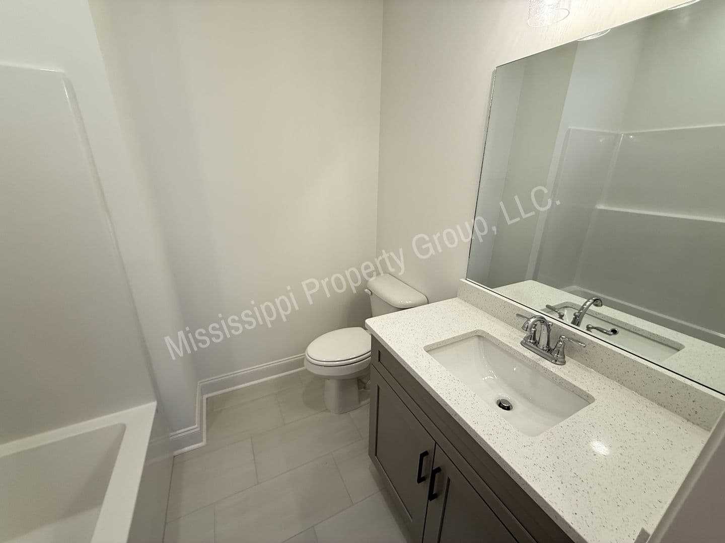 Oxford Townhome: 634 Cottage Grove Circle