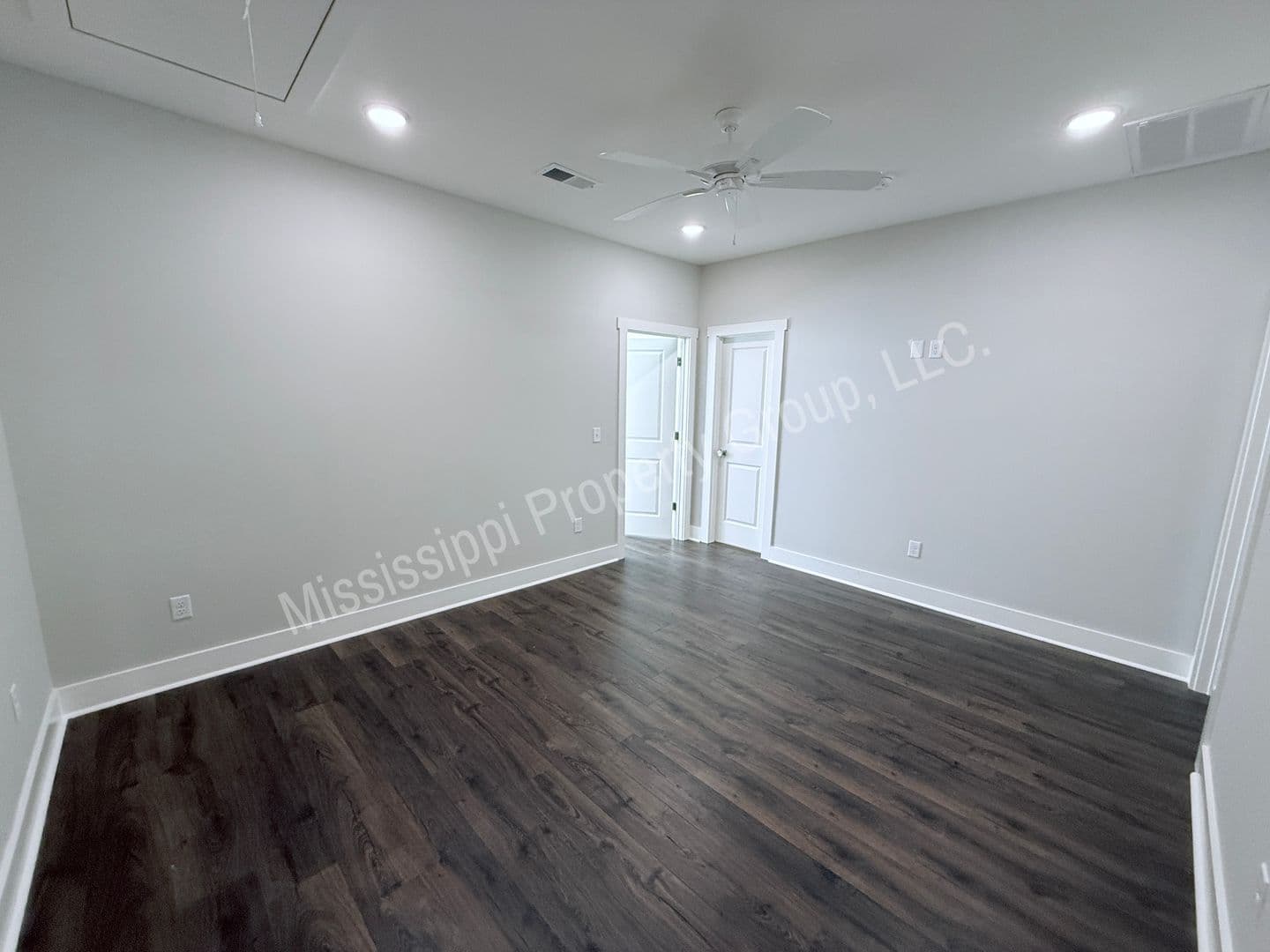 Oxford Townhome: 1616 Amalfi Drive