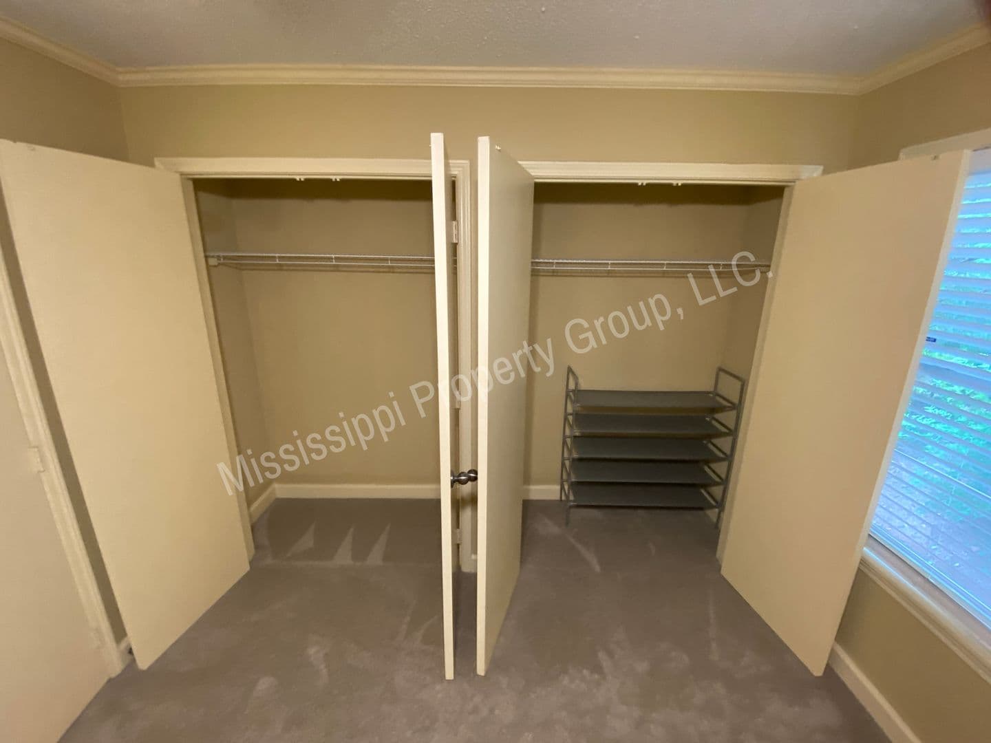 Oxford Townhome: 215 Edinburgh Place
