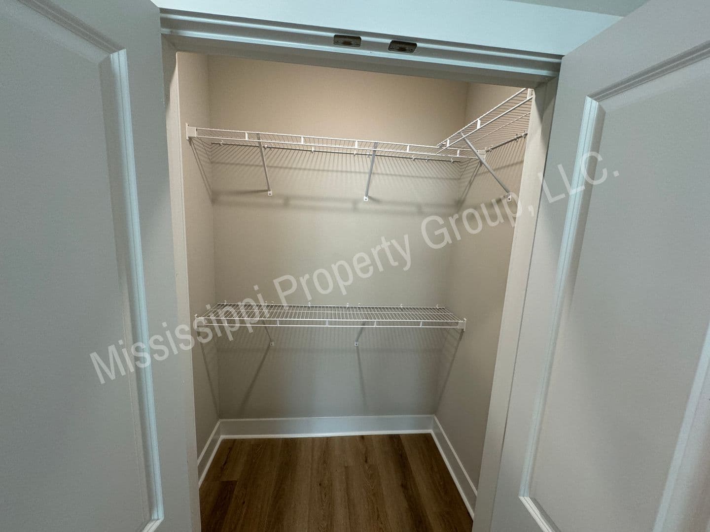 Oxford Apartment: 1401 Chickasaw Road