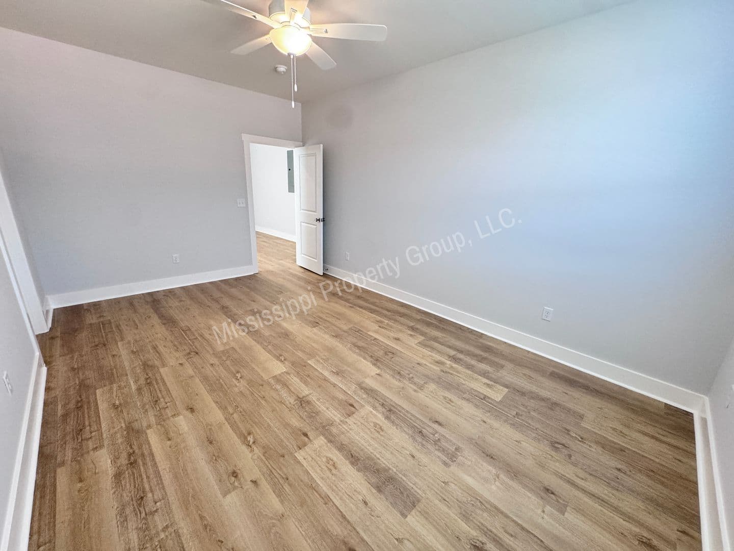 Oxford Townhome: 676 Miramar Lane