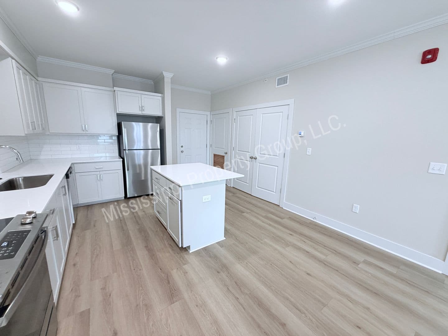 Oxford Apartment: 1205 Pleasant Drive